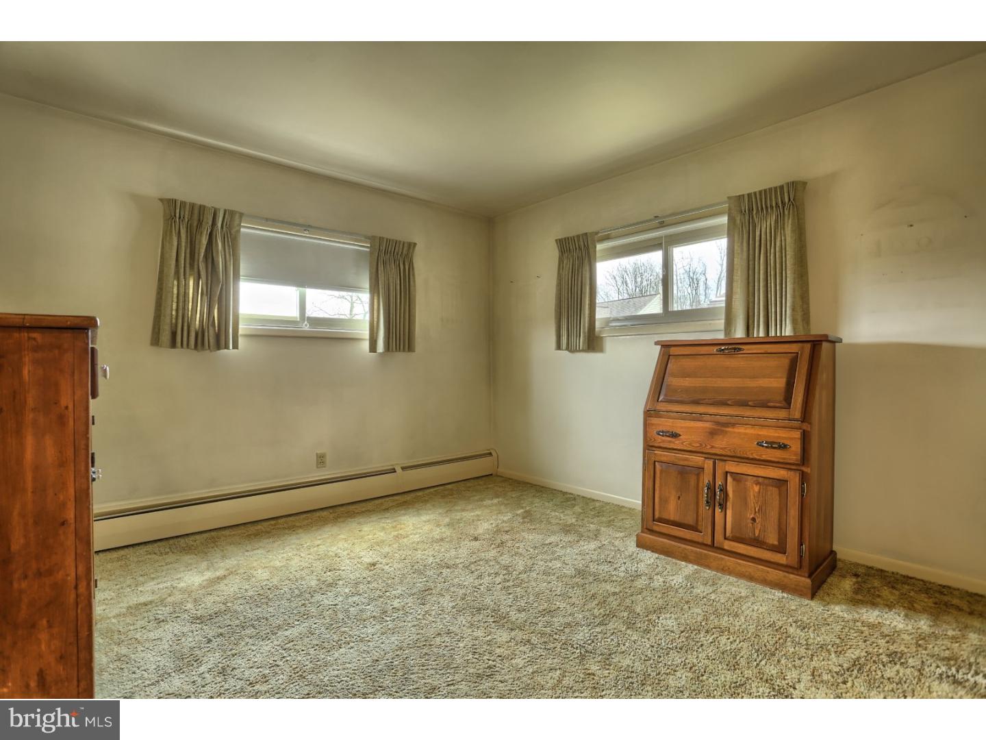 758 Old Lancaster Pike Reading, PA 19607 - Photo 16 of 25 Gallery Image 16