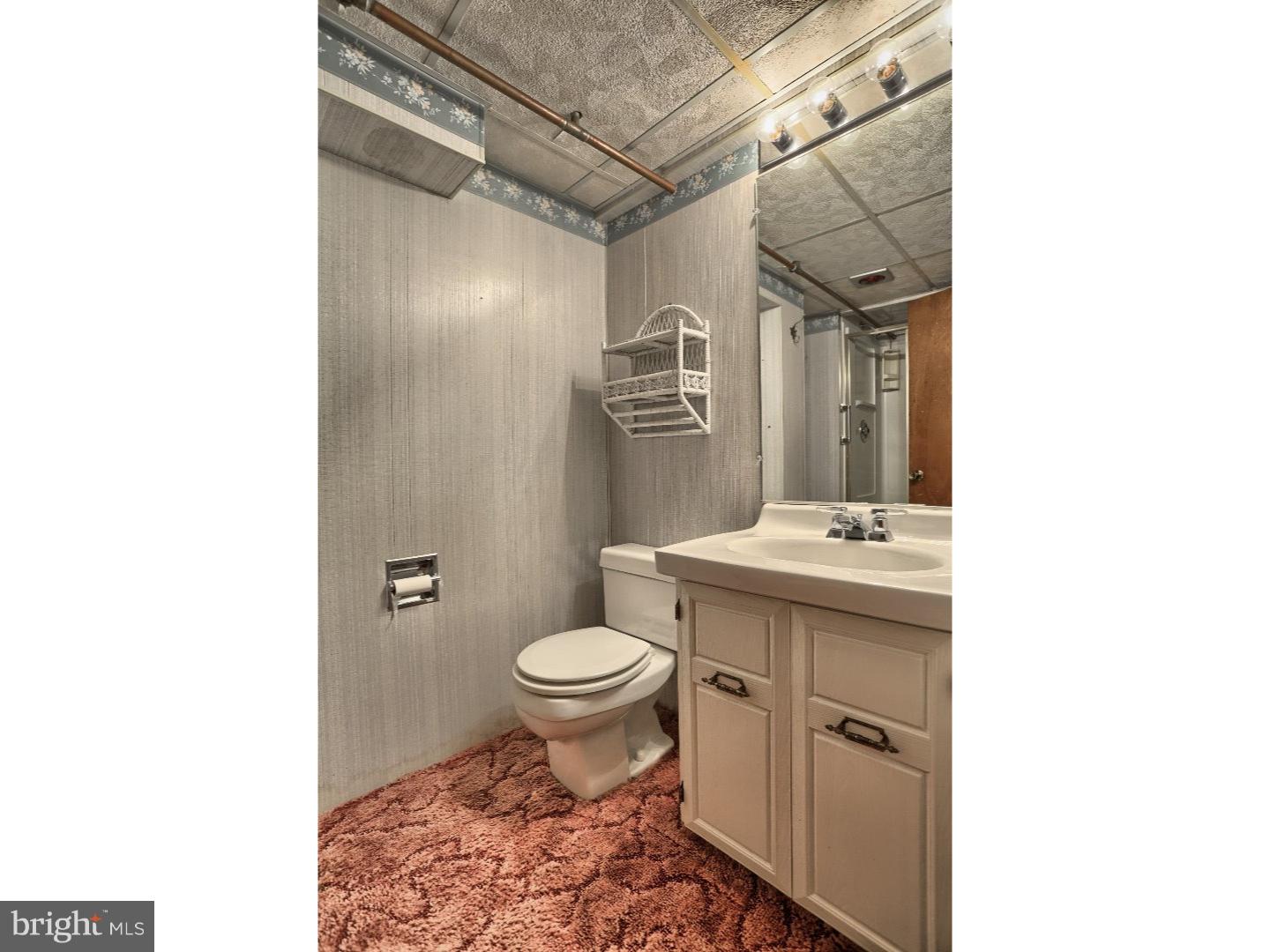 758 Old Lancaster Pike Reading, PA 19607 - Photo 21 of 25 Gallery Image 21