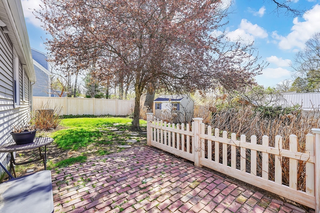 144 West Allen Ridge Road Springfield, MA 01118 - Photo 32 of 42