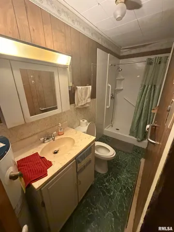 $44,900 | 908 South Pope Street, Benton, IL 62812