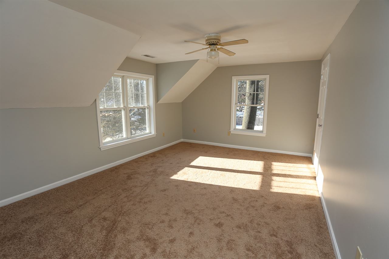 25 Derry Road Hudson, NH 03051 - Photo 12 of 40 Gallery Image 12