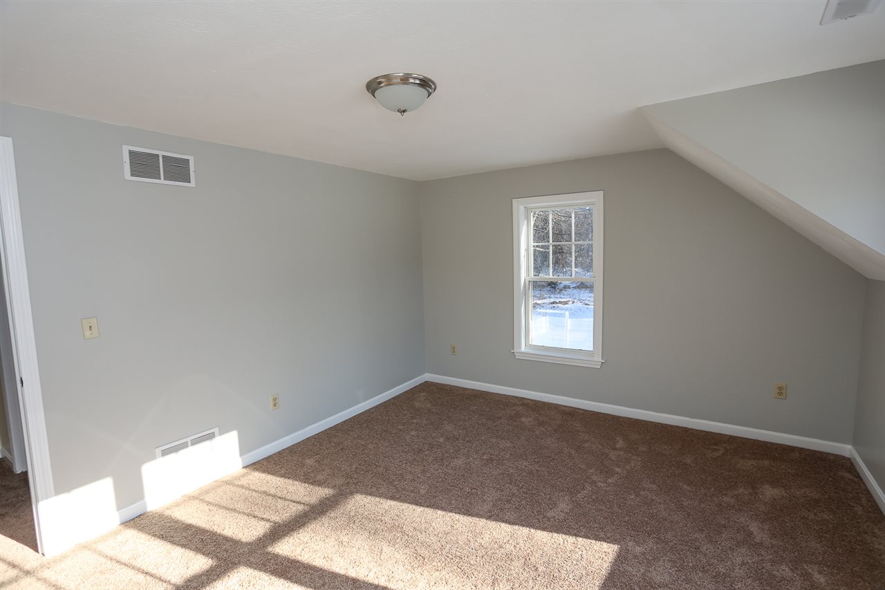 25 Derry Road Hudson, NH 03051 - Photo 26 of 40 Gallery Image 26