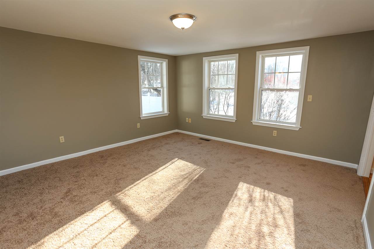 25 Derry Road Hudson, NH 03051 - Photo 34 of 40 Gallery Image 34