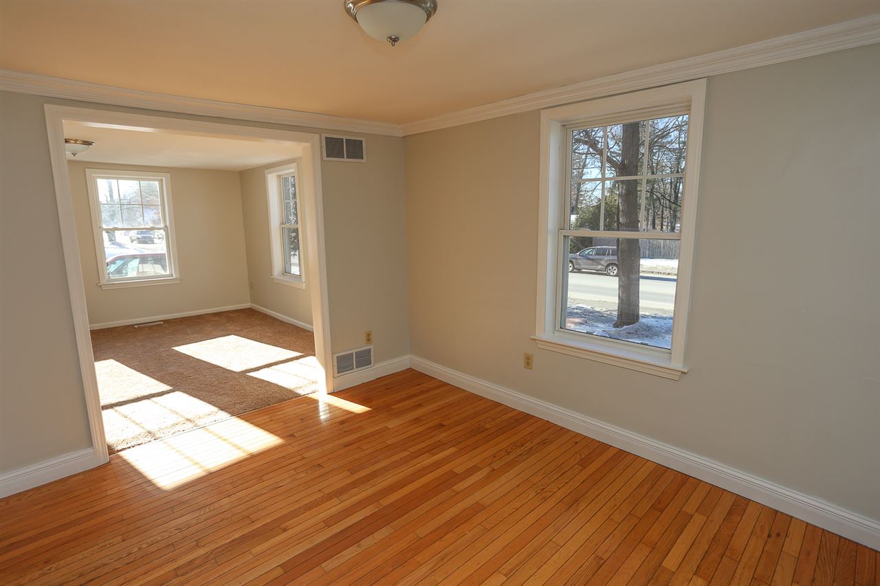 25 Derry Road Hudson, NH 03051 - Photo 10 of 40 Gallery Image 10