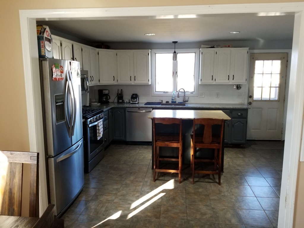 386 Bullock Street Fall River, MA 02720 - Photo 13 of 30 Gallery Image 13