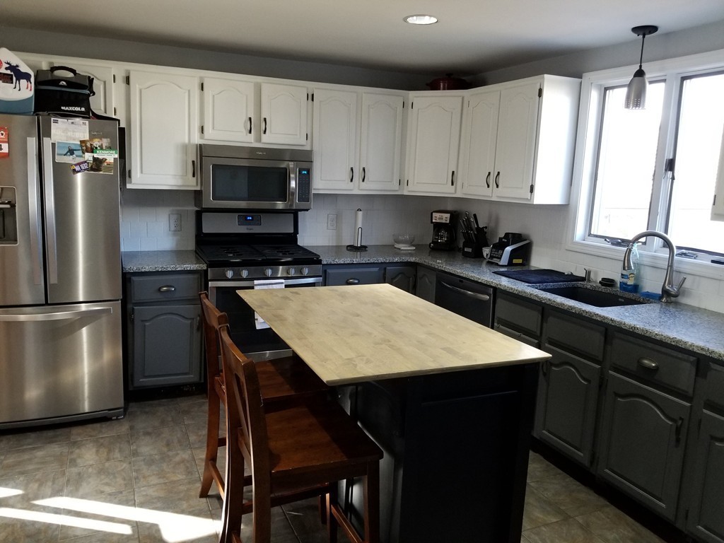 386 Bullock Street Fall River, MA 02720 - Photo 16 of 30 Gallery Image 16
