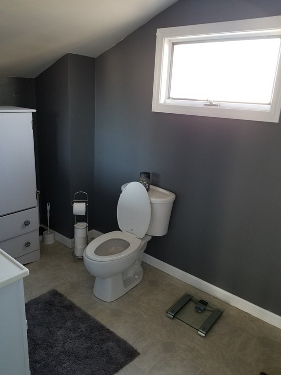 386 Bullock Street Fall River, MA 02720 - Photo 26 of 30 Gallery Image 26