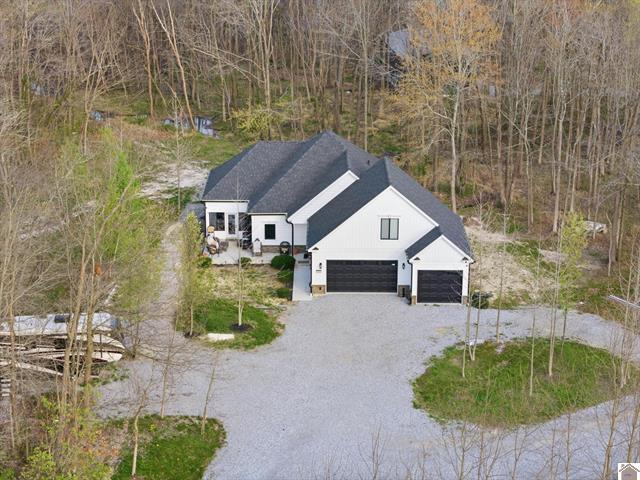 4880 Leonard Futrell Road Paducah, KY 42001 - Photo 2 of 26 B