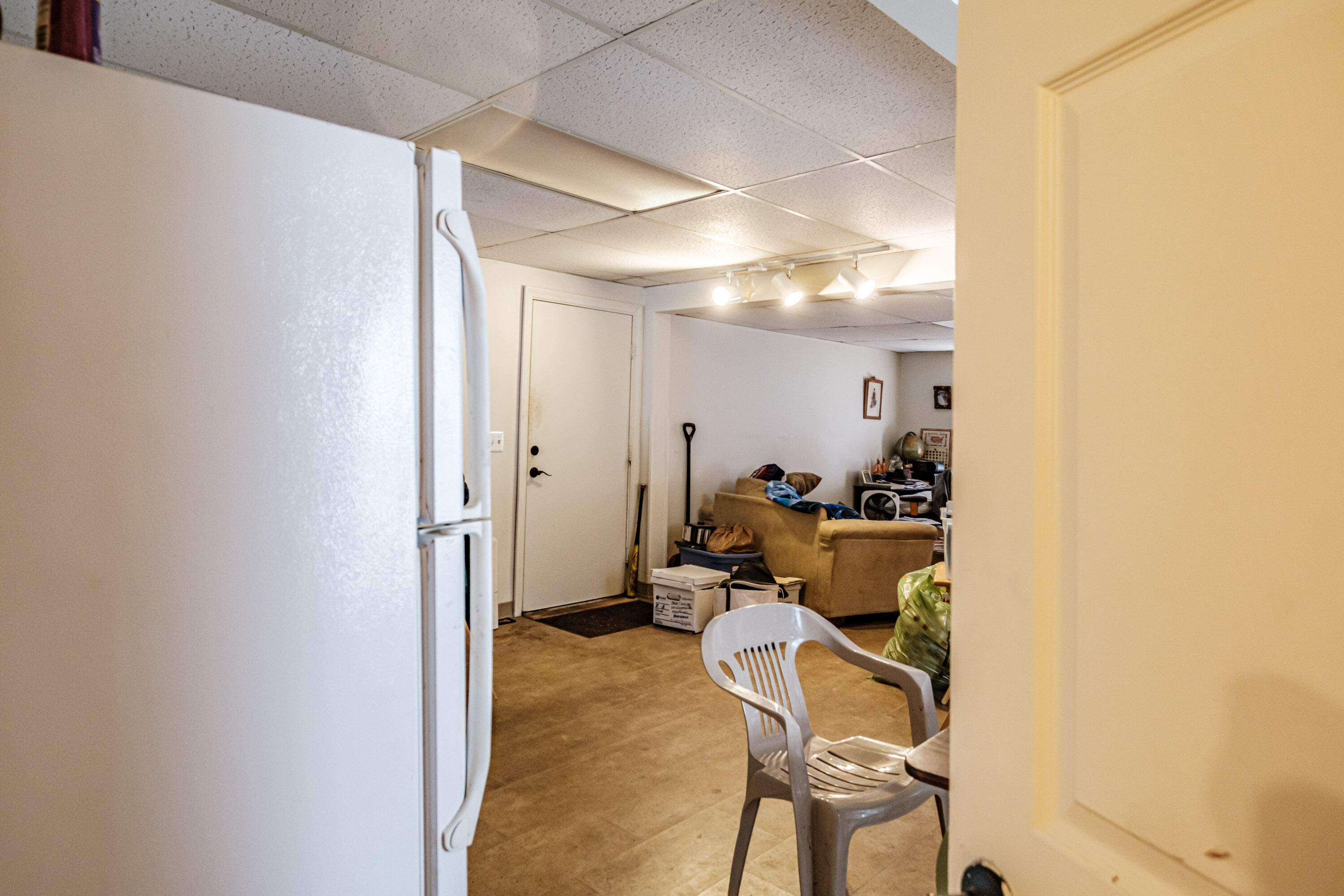 291 Bates Street Lewiston, ME 04240 - Photo 8 of 48 20260203gp-62008