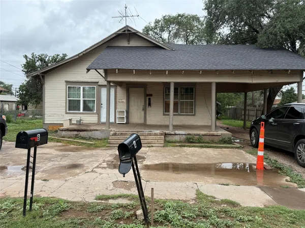 $44,000 | 1916 Avenue O, Lubbock, TX 79411