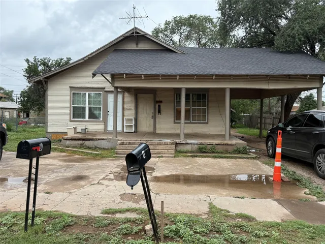 $44,000 | 1916 Avenue O, Lubbock, TX 79411
