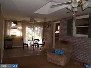 220 South Cedar Street Spring City, PA 19475 - Photo 4 of 6