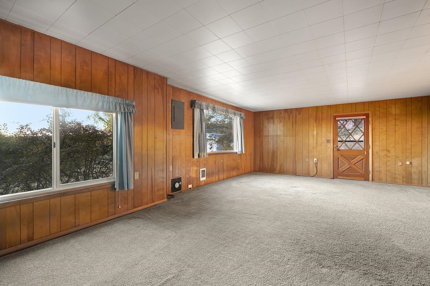 10915 South Silver Hill Road Spokane, WA 99223 - Photo 23 of 50