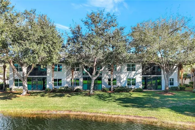$574,700 | 21810 Southern Hills Drive, Unit 102, Estero, FL 33928
