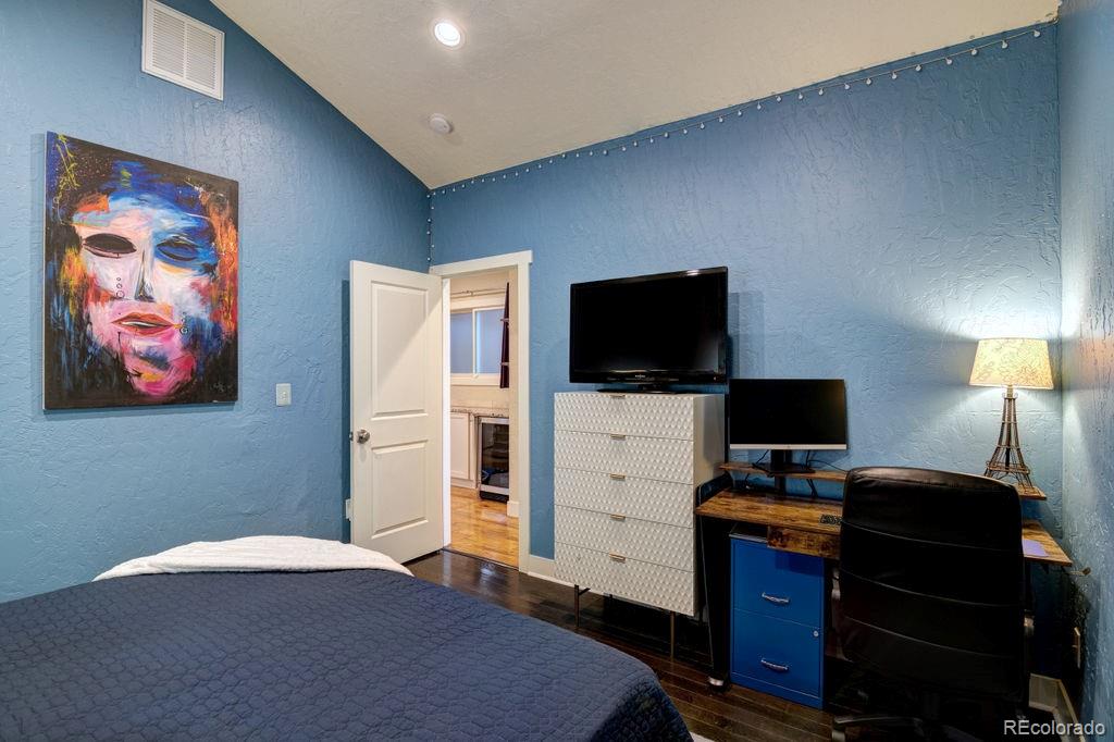 2941 Glenarm Place Denver, CO 80205 - Photo 27 of 37