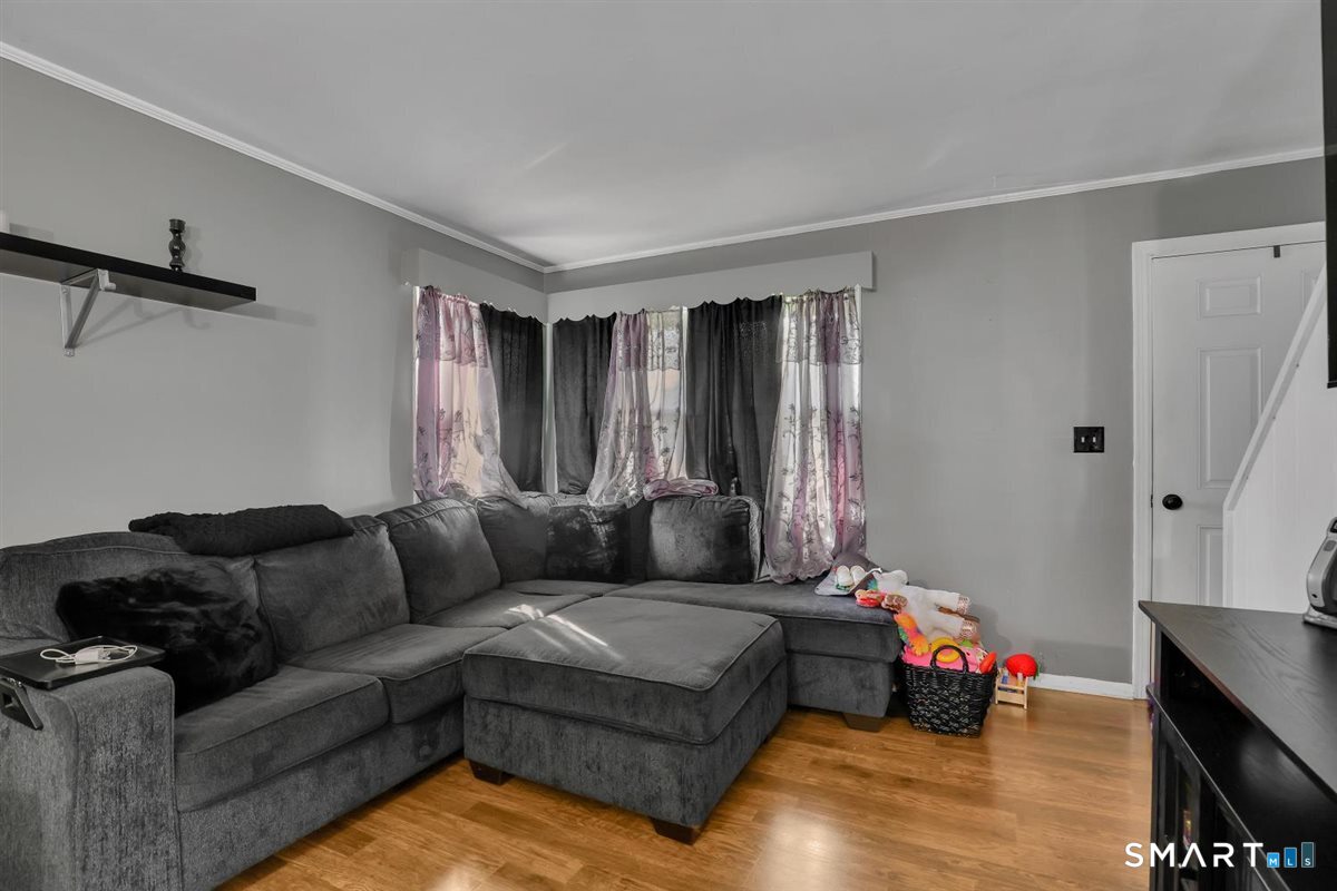 383 Glen Hills Road Meriden, CT 06451 - Photo 5 of 30
