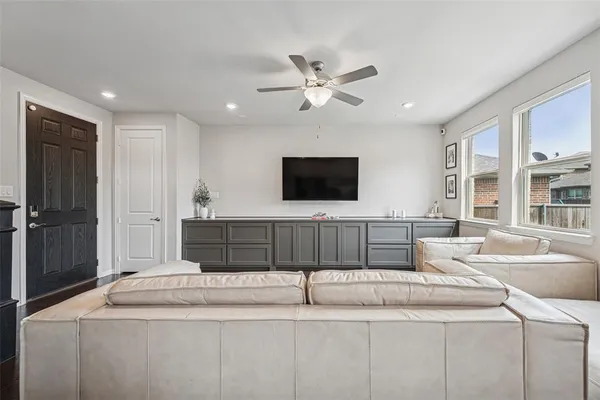 $3,200 | 2536 Bozeman Lane, Carrollton, TX 75010