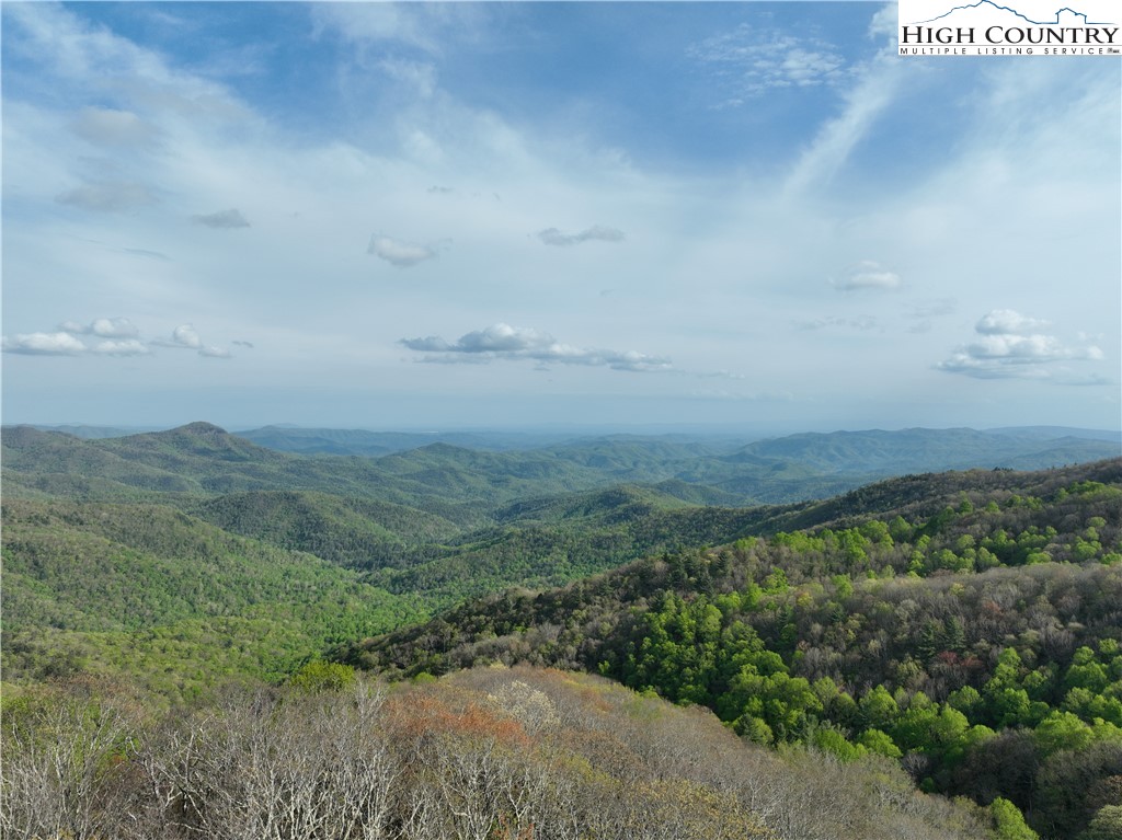 Canyon Gap Blowing Rock Nc 28605, Unit I2 Blowing Rock, NC 28605 - Photo 3 of 5
