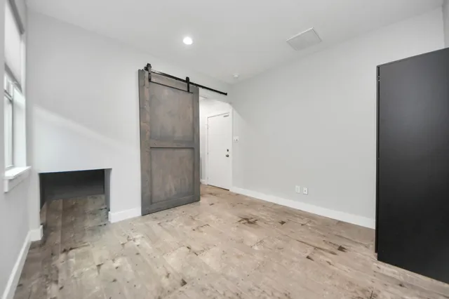 $2,300 | 1708 Winter Street, Unit C, Houston, TX 77007