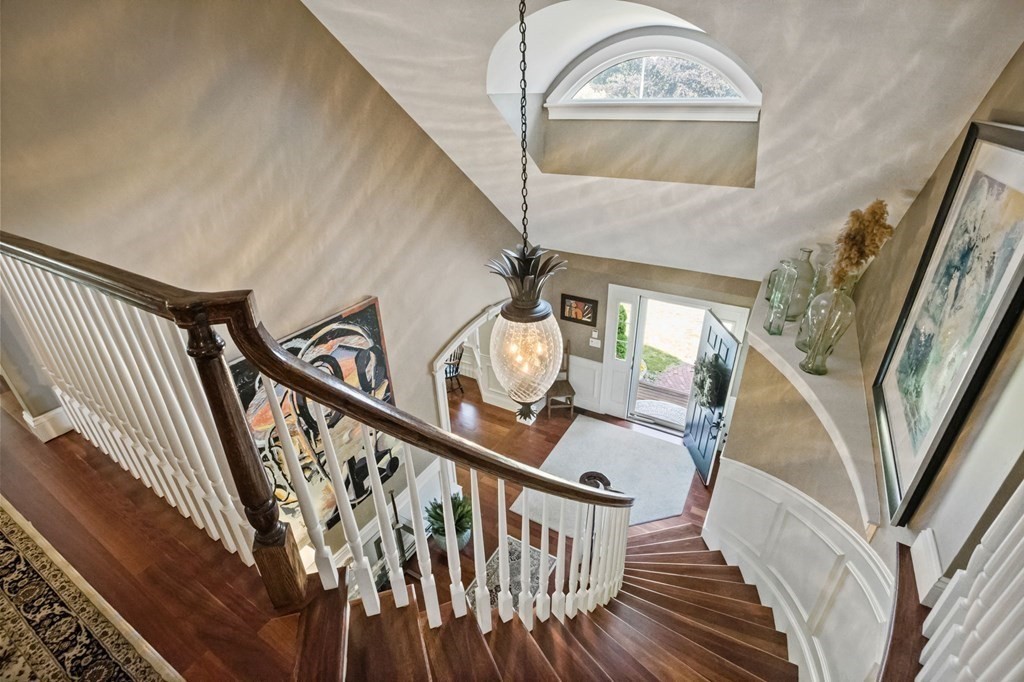 352 Clapp Road Scituate, MA 02066 - Photo 16 of 41