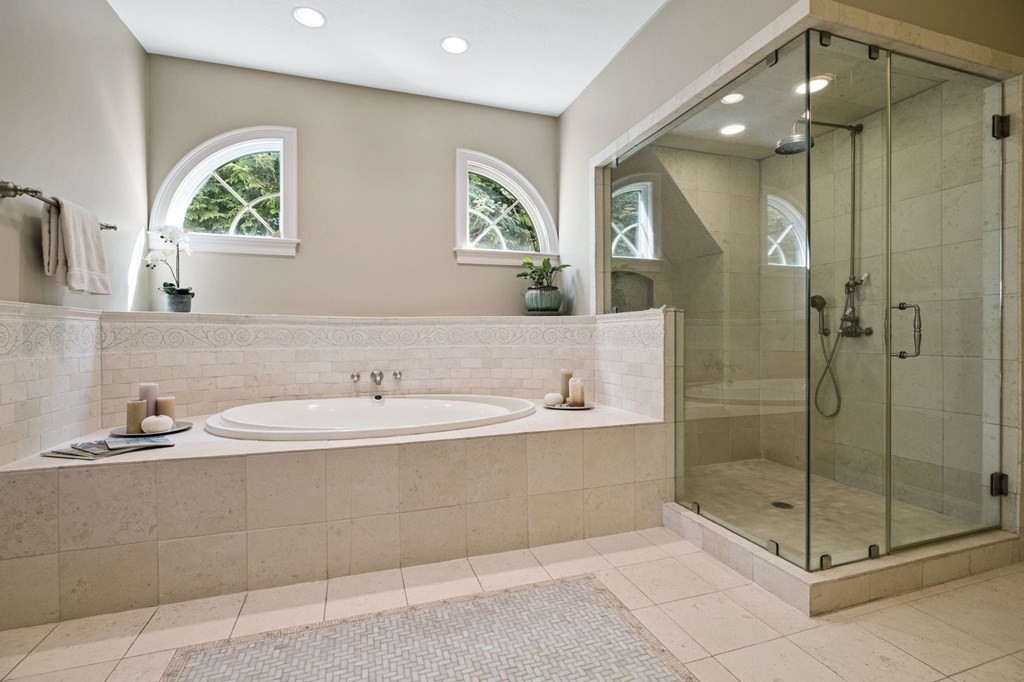 352 Clapp Road Scituate, MA 02066 - Photo 25 of 41 a bathroom with a bathtub and a sink