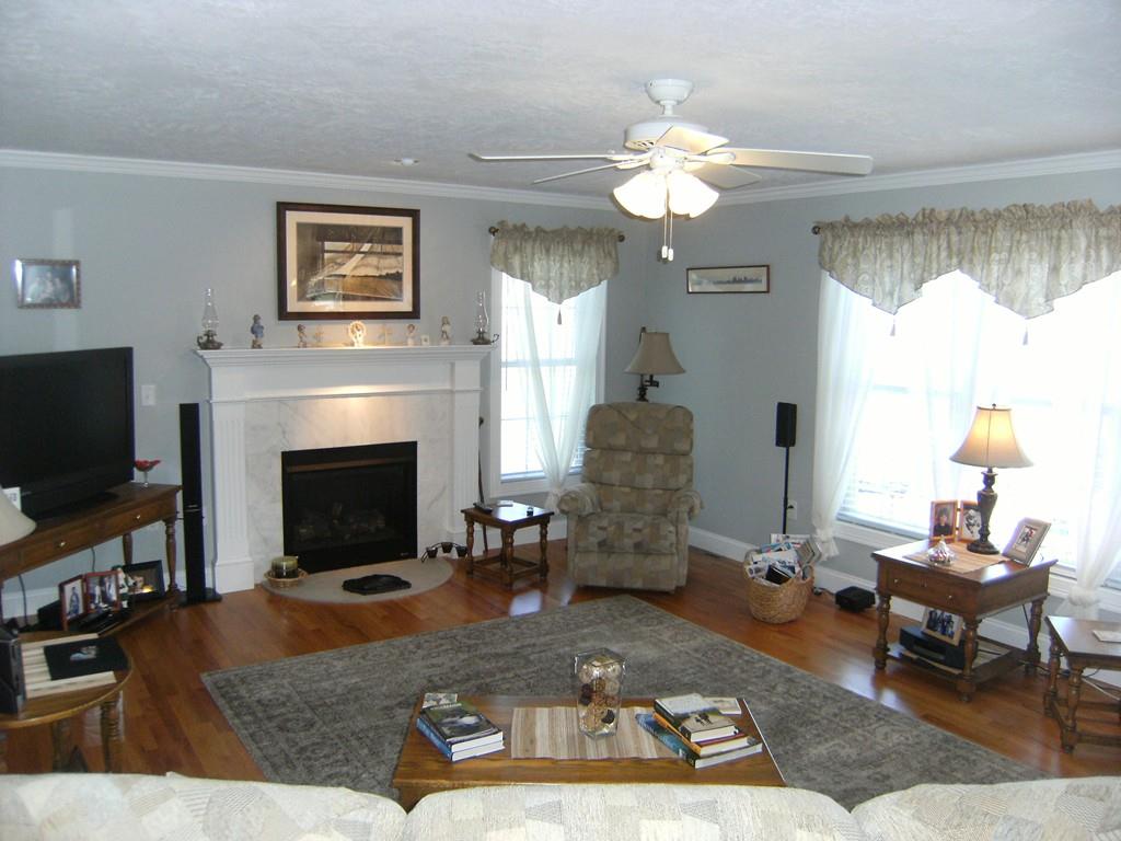 247 Montgomery Road Westfield, MA 01085 - Photo 14 of 38 Gallery Image 14