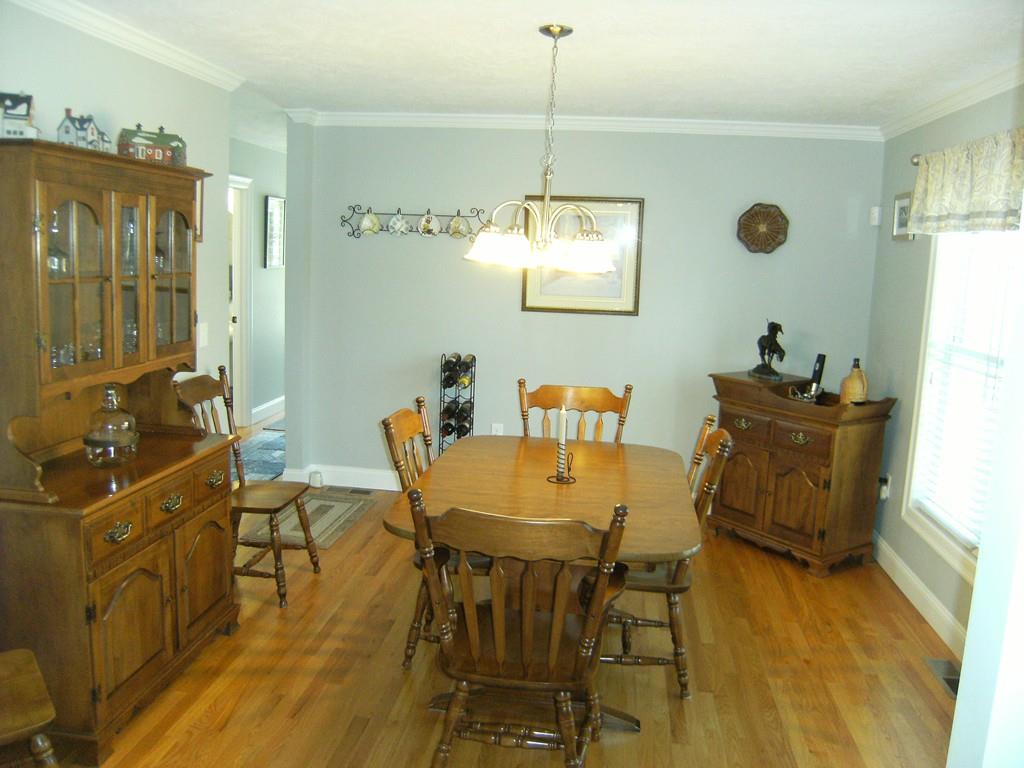 247 Montgomery Road Westfield, MA 01085 - Photo 16 of 38 Gallery Image 16