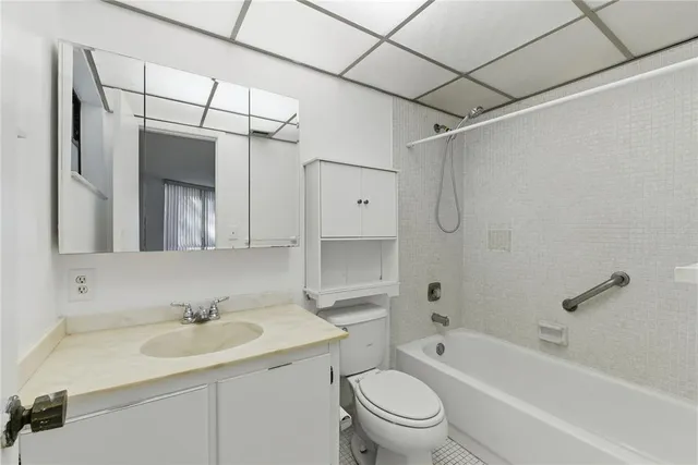 $79,999 | 7650 West McNab Road, Unit 114, Tamarac, FL 33321