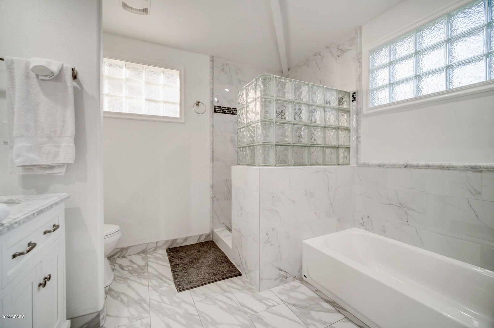 9780 East Cactus Road Scottsdale, AZ 85260 - Photo 76 of 76 76_DSC09668_69_70_71_72_mls