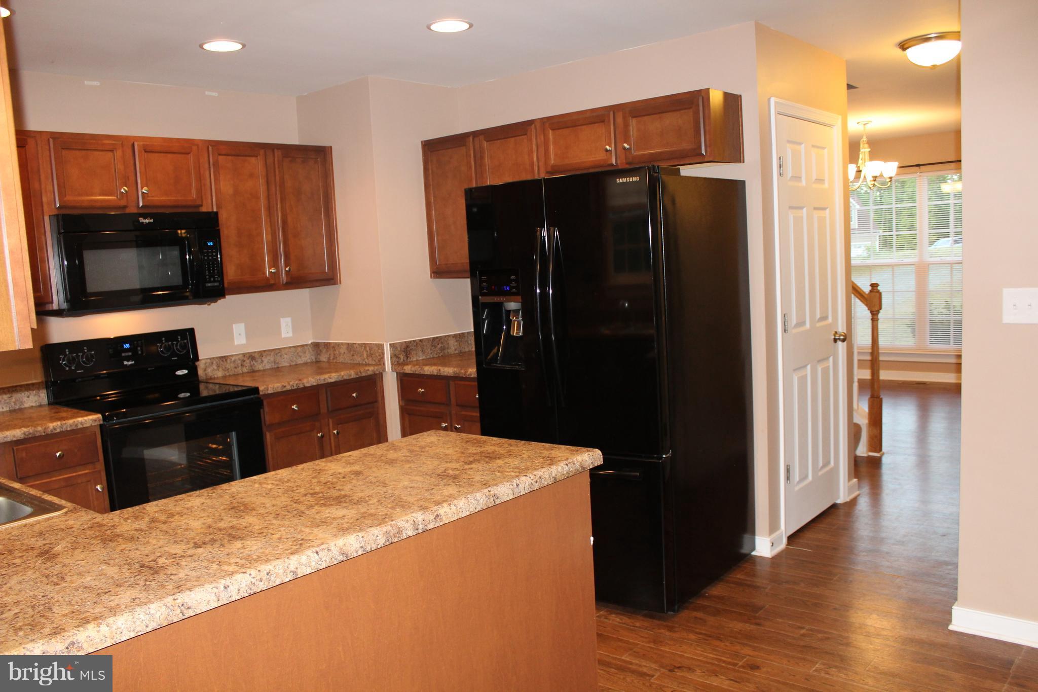 149 Dawns Ridge Louisa, VA 23093 - Photo 8 of 30 Spacious Kitchen