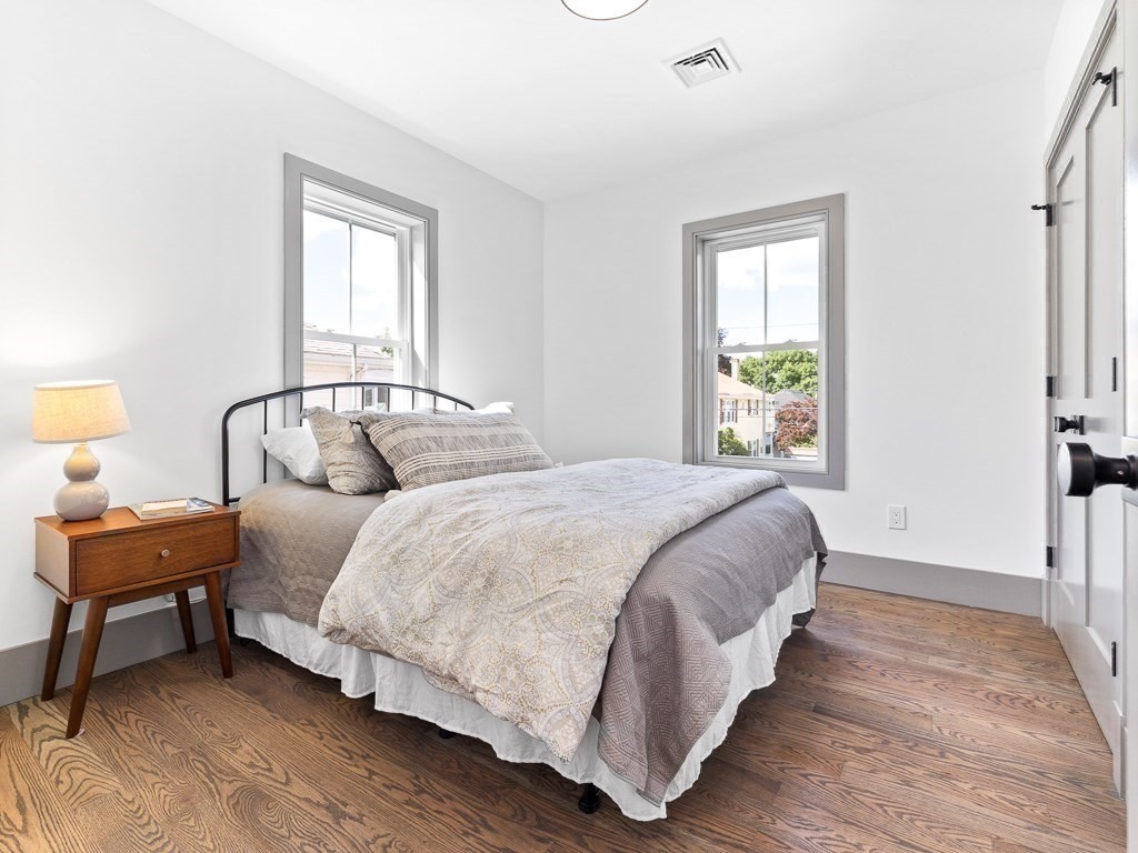 4 Exeter Street, Unit 4 Arlington, MA 02474 - Photo 11 of 25 Gallery Image 11