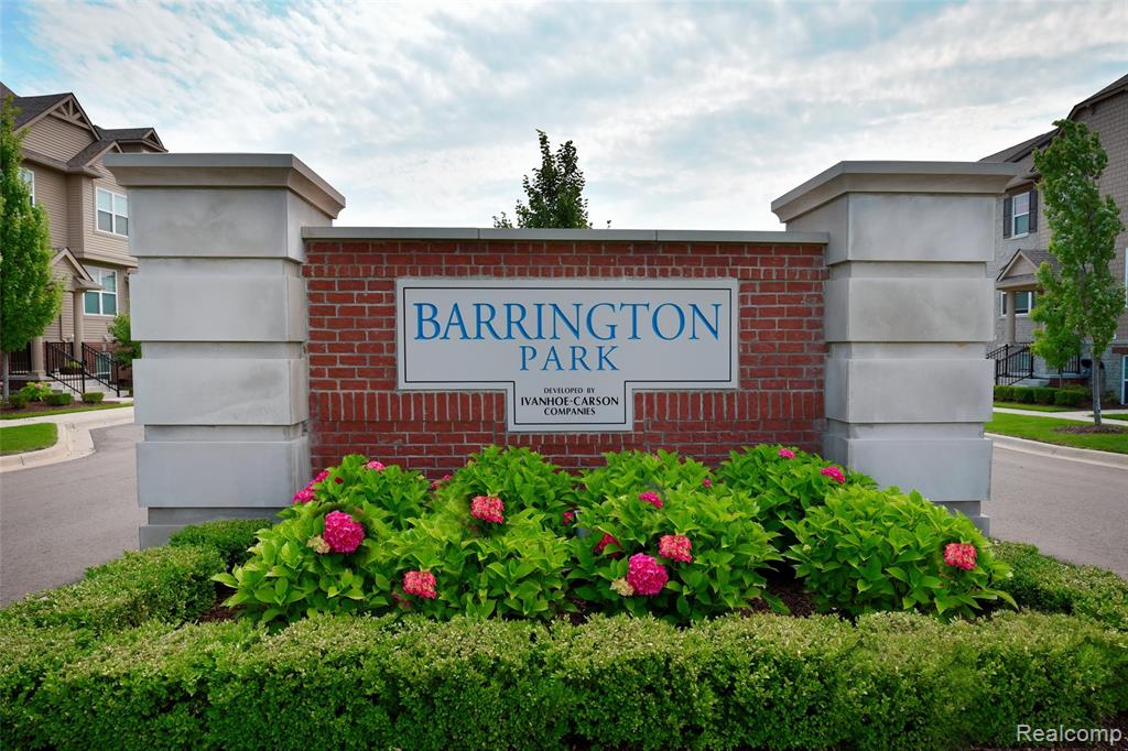 2888 Glenbar Circle Rochester, MI 48307 - Photo 3 of 38