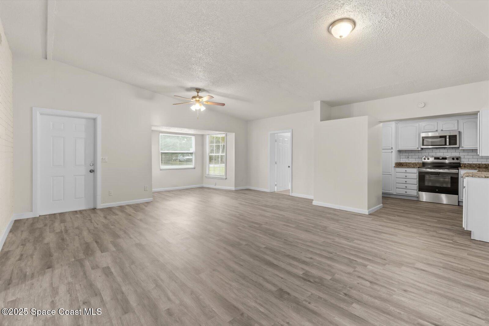 7506 Roberts Road Fort Pierce, FL 34951 - Photo 5 of 33 06-rob in-11