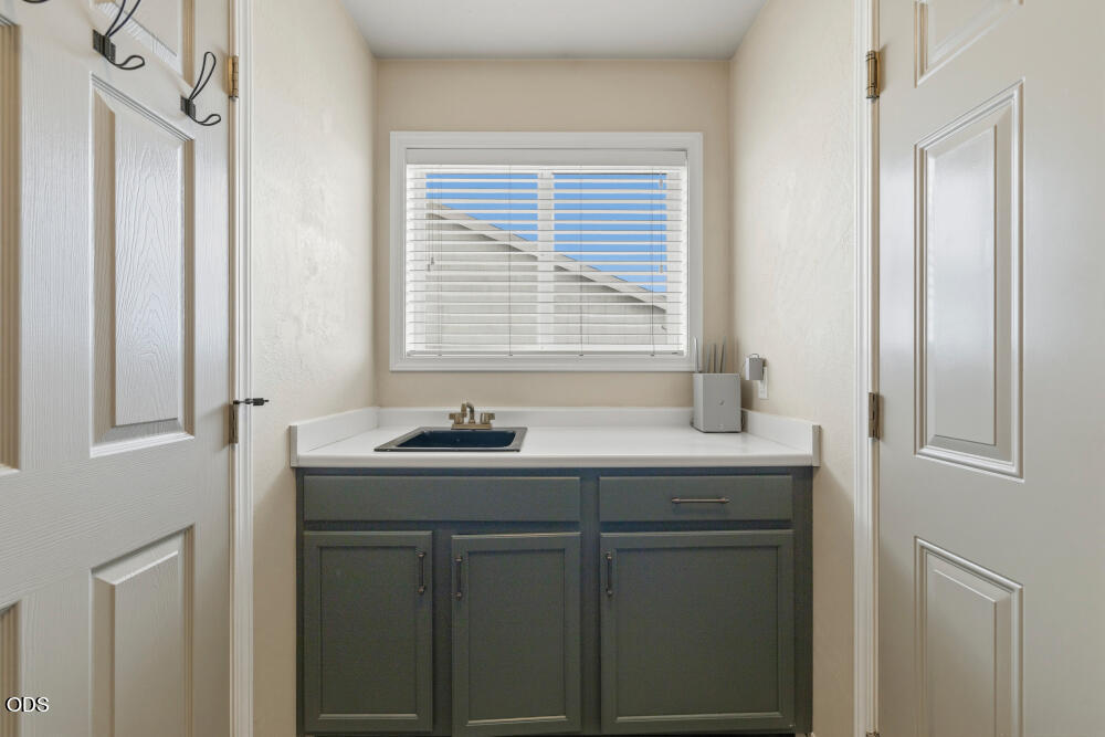 7464 Ruth Drive Klamath Falls, OR 97603 - Photo 20 of 47