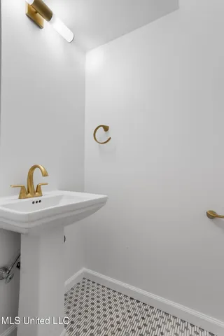 $174,000 | 14 Independence Drive, Unit 14, Gulfport, MS 39507