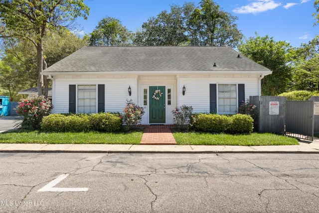 $174,000 | 14 Independence Drive, Unit 14, Gulfport, MS 39507