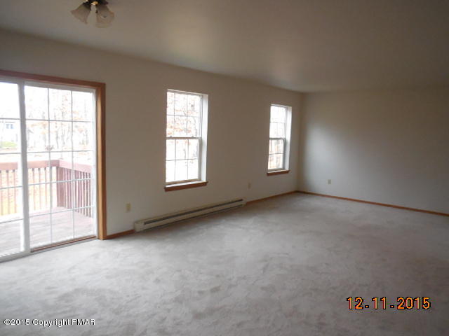 93 Pipher Road Bushkill, PA 18324 - Photo 6 of 18 FAMILY ROOM