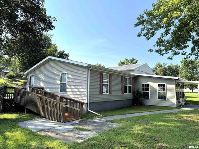$54,000 | 814 South Lincoln Street, Havana, IL 62644