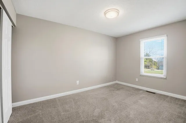 $289,900 | 23823 Jeb Drive, Lawrenceburg, IN 47025