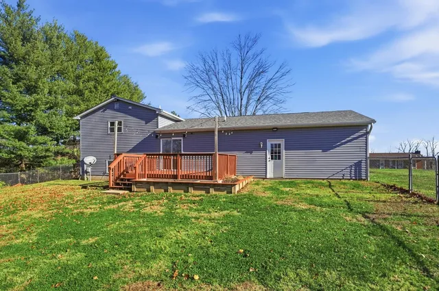 $289,900 | 23823 Jeb Drive, Lawrenceburg, IN 47025