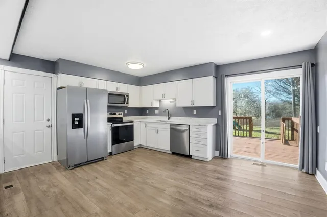 $289,900 | 23823 Jeb Drive, Lawrenceburg, IN 47025