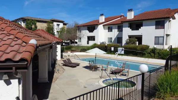 $2,700 | 2425 Cranston Drive, Unit 16, Escondido, CA 92025
