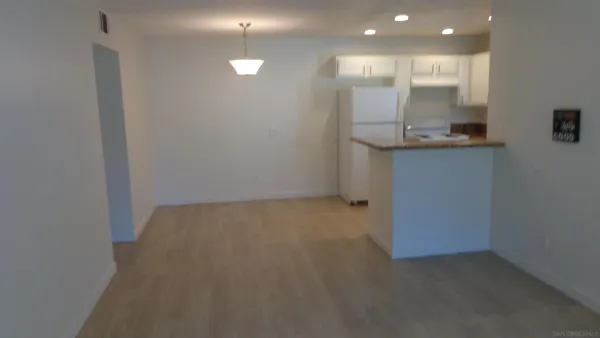 $2,700 | 2425 Cranston Drive, Unit 16, Escondido, CA 92025