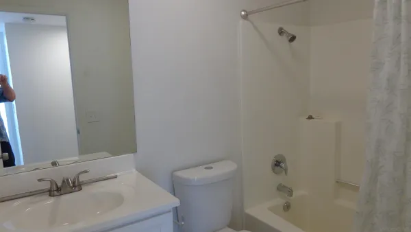 $2,700 | 2425 Cranston Drive, Unit 16, Escondido, CA 92025