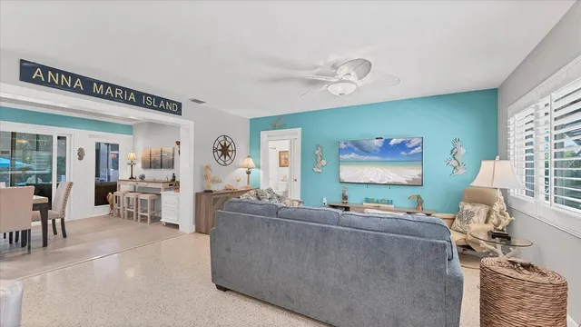 $1,995,000 | 154 Crescent Drive, Anna Maria, FL 34216