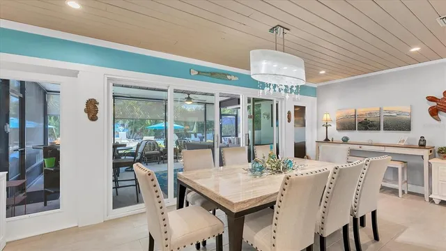 $1,995,000 | 154 Crescent Drive, Anna Maria, FL 34216