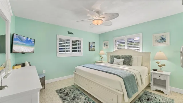 $1,995,000 | 154 Crescent Drive, Anna Maria, FL 34216