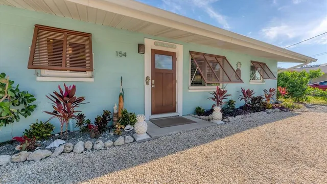$1,995,000 | 154 Crescent Drive, Anna Maria, FL 34216