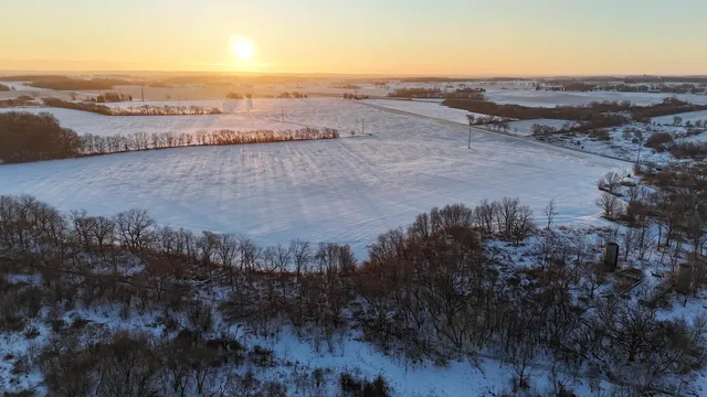 $1,561,300 | W9012 County Rd B, Sharon, WI 53585