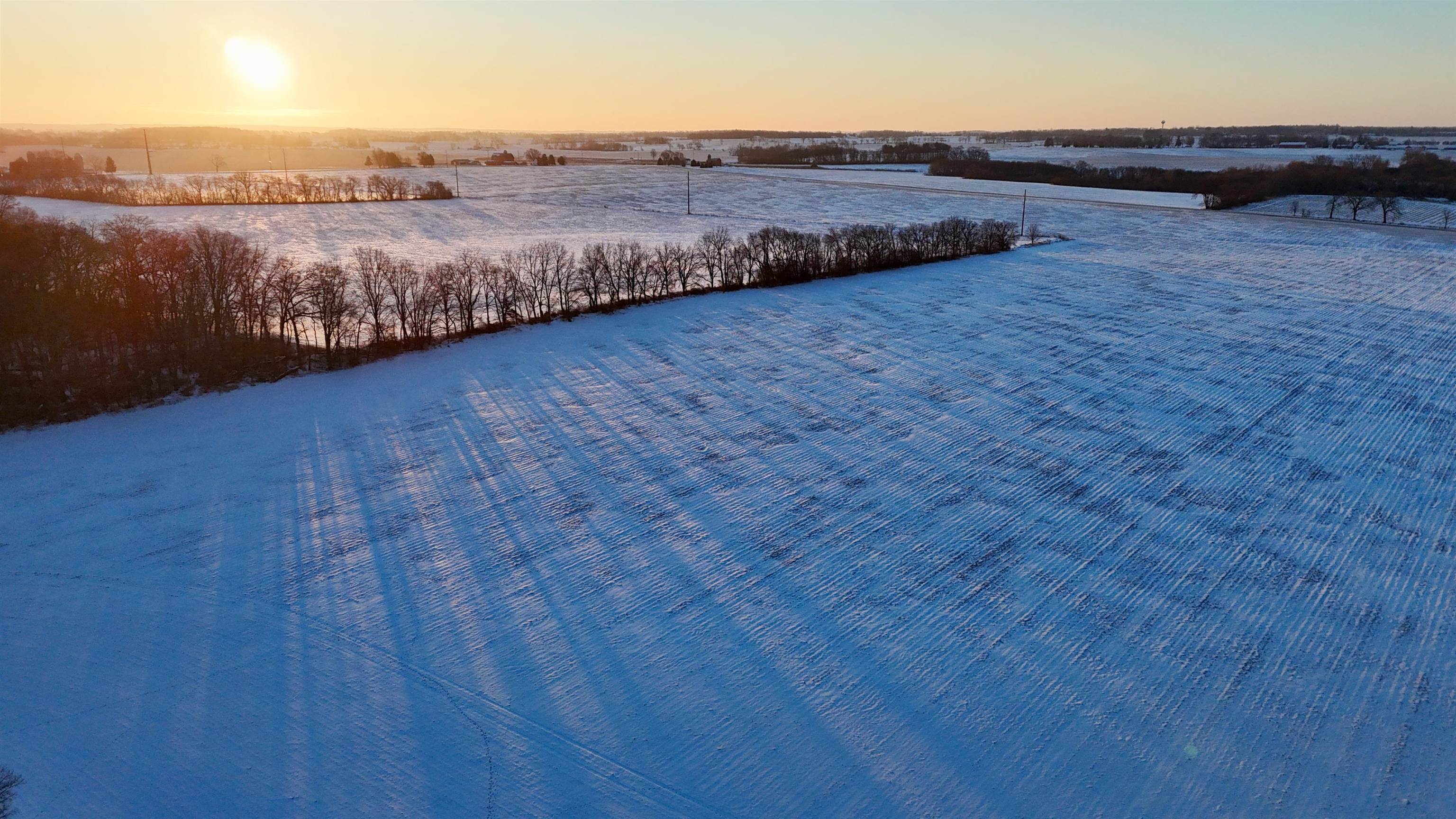 W9012 County Rd B Sharon, WI 53585 - Photo 17 of 52